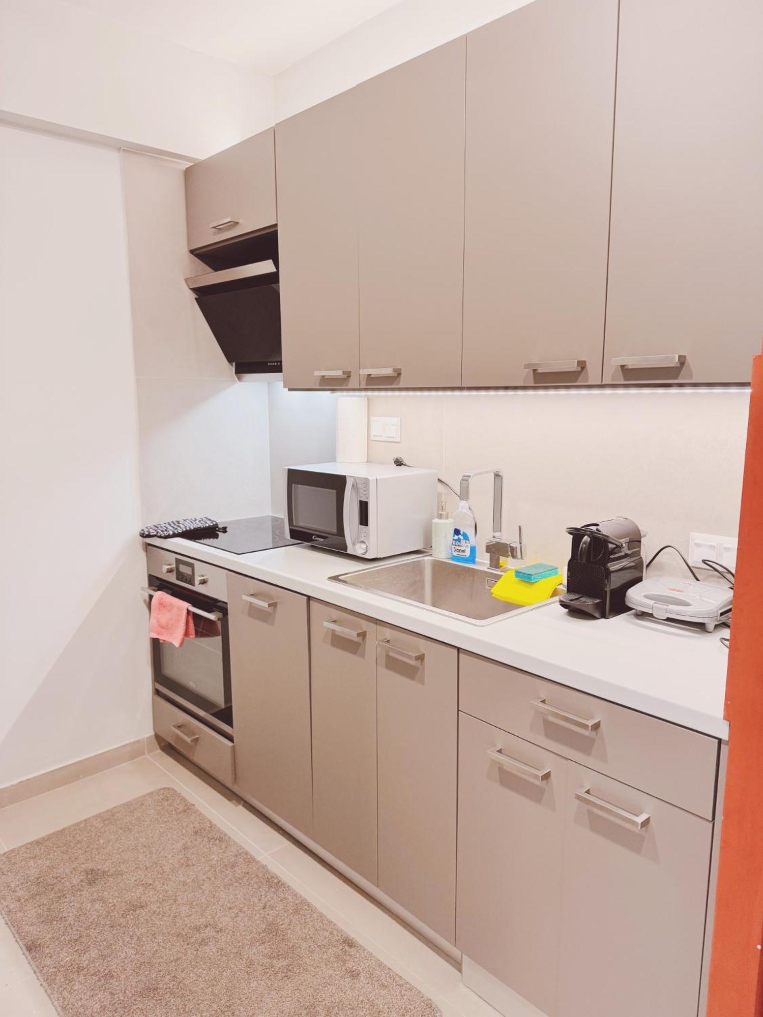 Minimal 2bd In Thisio